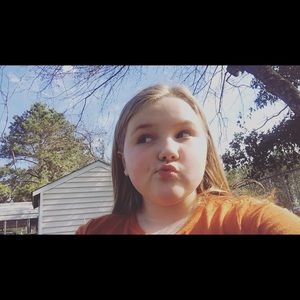 Meet your Posher, Emma